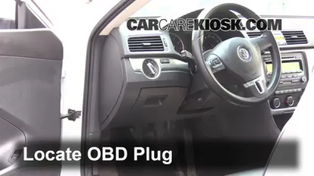2014 Volkswagen Passat SEL Premium 1.8L 4 Cyl. Sedan (4 Door) Compruebe la luz del motor Diagnosticar